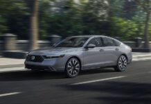 Cuales son los 5 híbridos del 2026 con la transición más suave entre motor eléctrico y de gasolina